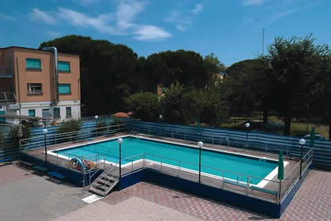 casa-per-ferie-s-maria-al-mare-piscina