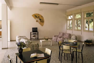 casa-per-ferie-s-maria-al-mare-sala1
